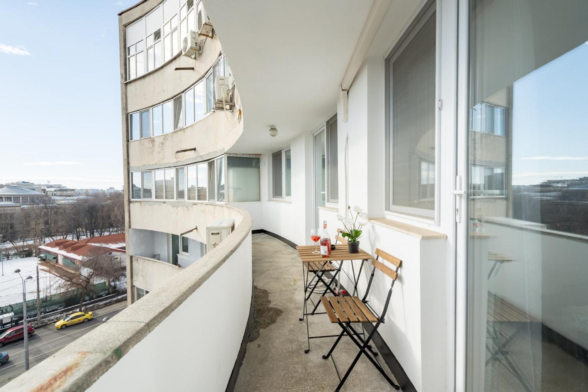 City View Apartment With Private Balcony بوخارست المظهر الخارجي الصورة